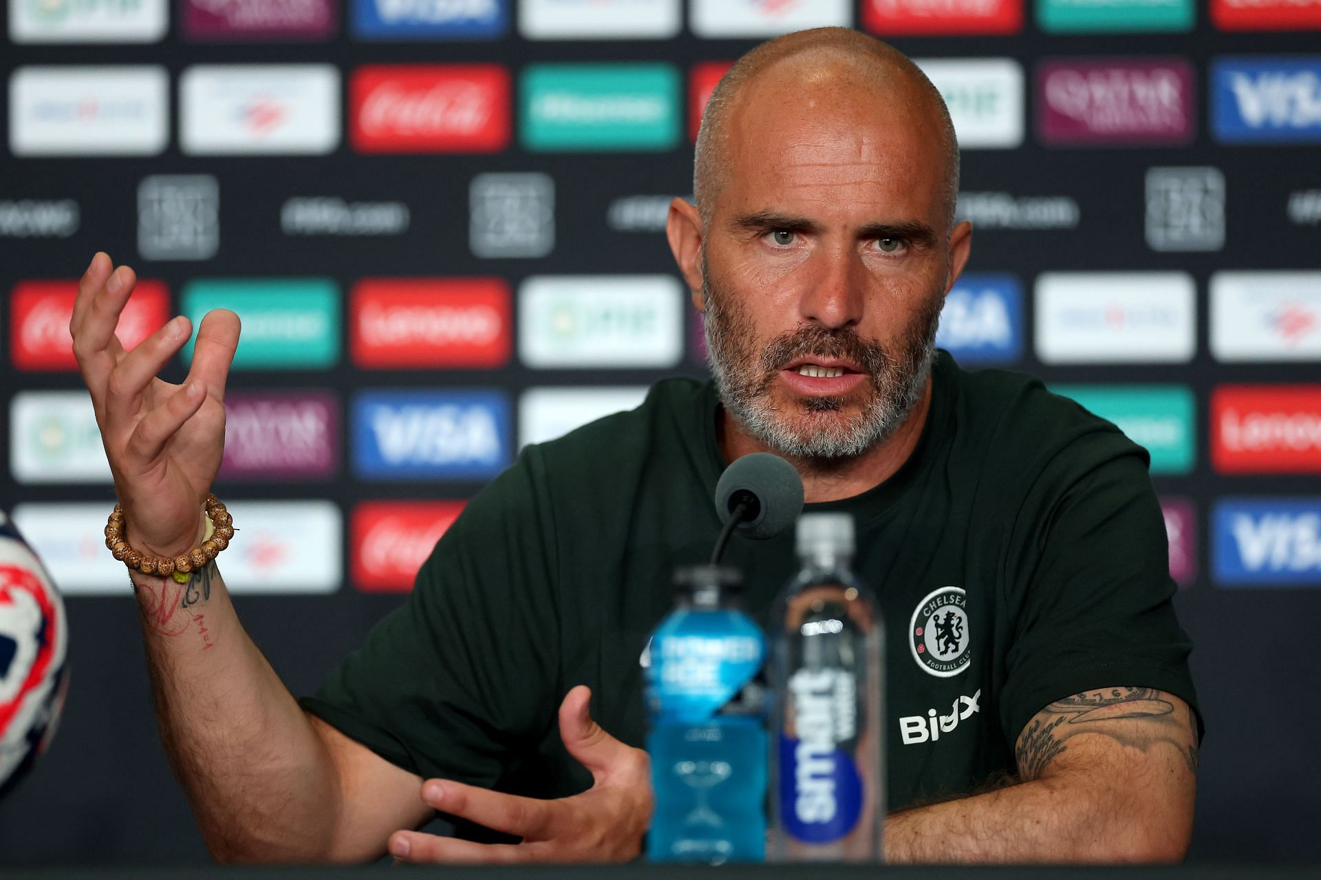 Chelsea head coach Enzo Maresca